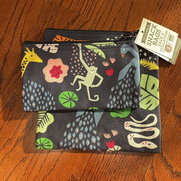 now designs Other - NWT Now Designs Multi-Purpose Snack Bags in Wild Bunch Pattern